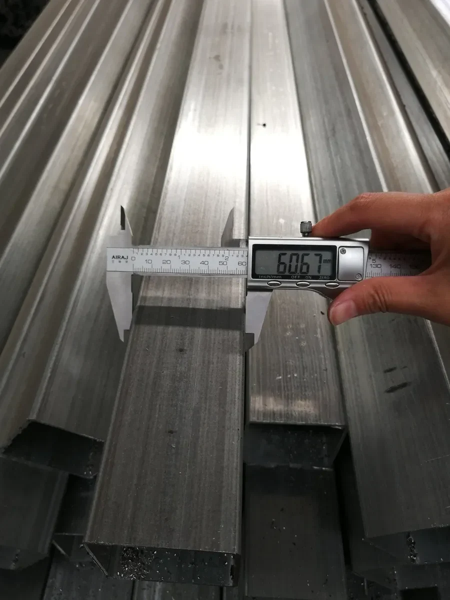 868 double wire fence base plate post installation